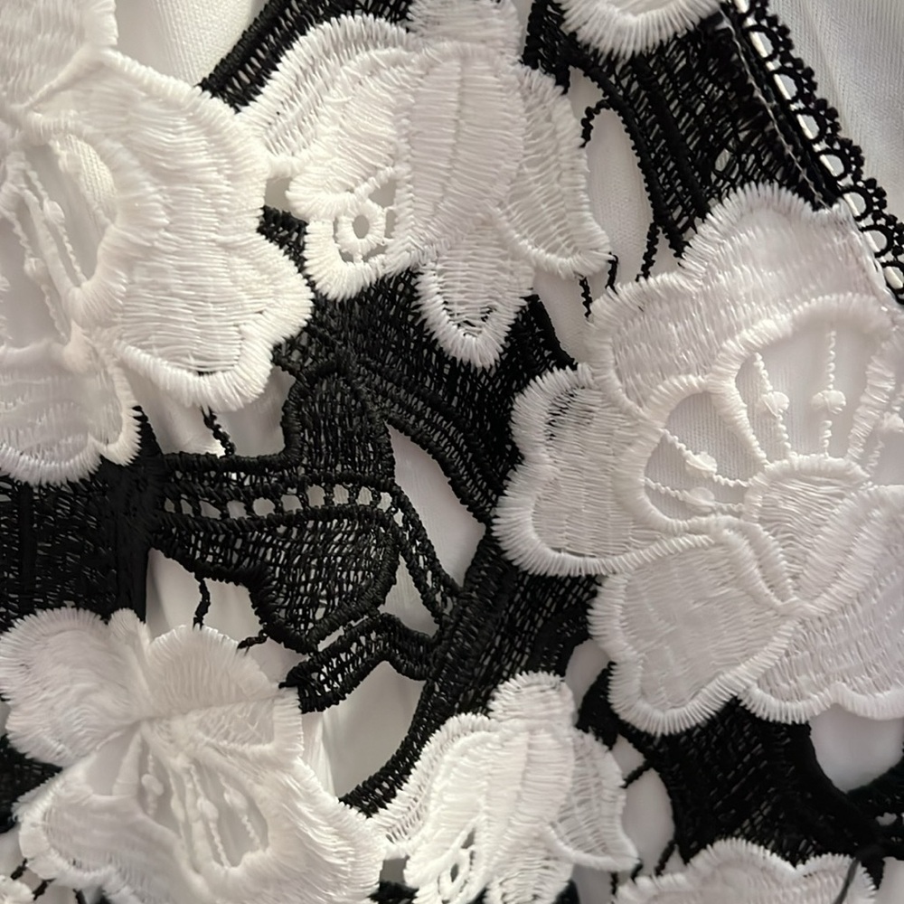 New with tag black, white lace sleeveless, dress designer karl lagerfeld 8 - Picture 3 of 4
